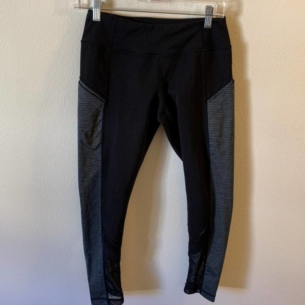 Zella Black/Gray Mesh Capri Side Pockets S